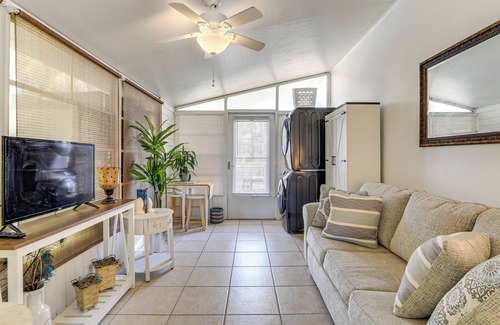 Nokomis Cottage | 3 Mi to Nokomis Beach: Resort Home in Florida