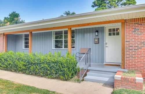 Norman House | 3 Mi to OU Campus: Norman Home w/Sleek Interior!