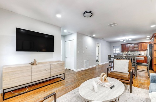 Deerfield Beach House | 3 Mi to Shore: Couples Getaway in Lighthouse Point