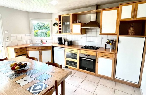 Rotheneuf-Le Pont House | 3 min walk to the best beach St Malo, House, large garden, High Standards