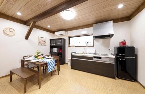 Chuo House | 3 mins to station Family trip group of friends near Osaka Castle| SHIRAKABANOYADO - Rental of a whole building /Osaka Ōsaka