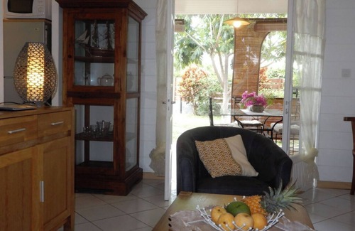 L'Ermitage-les-Bains House | 3 mins walk from the Hermitage lagoon, house for 14 people