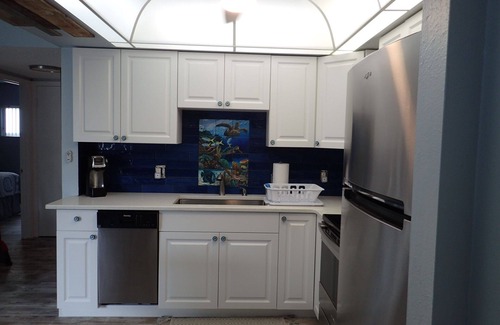 Cocoa Beach Condo | 3-minute walk to private Beach - Recently Updated! In-unit Washer & Dryer
