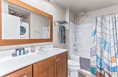 Old West Side Apartment | 3 Modern 2BR Apts Near Kerrytown w Parking & Gym