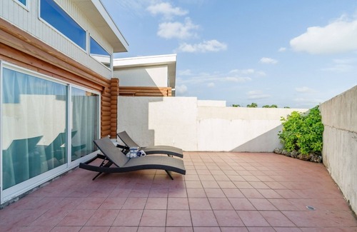 Miyakojima House | 3 nights Log house with private BBQ garden out/Miyakojima Okinawa