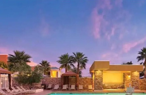 Las Vegas Apartment | 3 Nights, Room for 4 for Super Bowl Feb 9 to 12