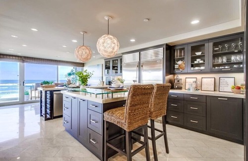 Mission Beach House | 3 Ocean Front Units * 3 Patios * 2 Levels
