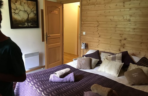Morillon Bed & Breakfast | 3 person room and gesture meal