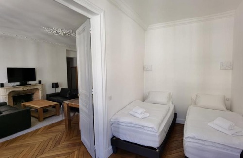 Saint-Louis Apartment | 3 PIECES 4*, AU COEUR DU QUARTIER HISTORIQUE
