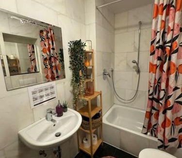 Stadtmitte Apartment | 3 Raum City-Apartment - 5min zum HBF Grupello-1