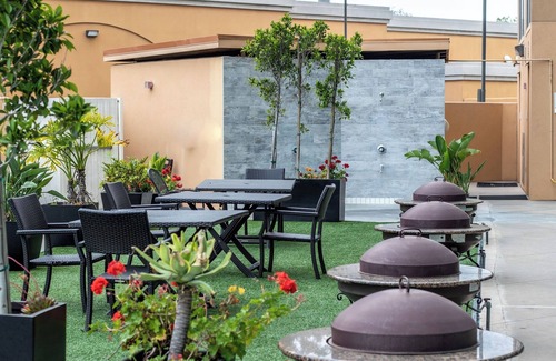 Anaheim Resort House | 3 Relaxing Pet-friendly Suites near Local Attractions - with Onsite Pool!