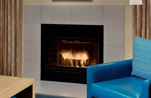 Flagstaff Hotel | 3 Relaxing Units, With Kitchen and Outdoor Pool, Pets Are Allowed!