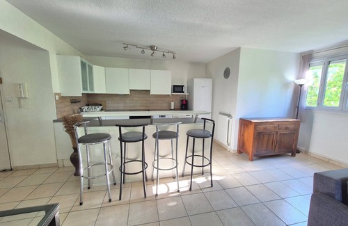 Antigone Apartment | 3 room air conditioned Antigone/Center with parking