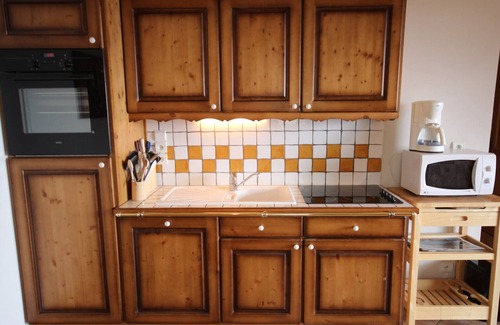 Bisanne 1500 Apartment | 3-Room Apartment, 2 Baths, 6-7 People with Parking in Bisanne 1500