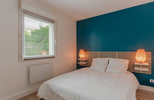 Villenave-d'Ornon Condo | 3 room apartment with terrace and private garden