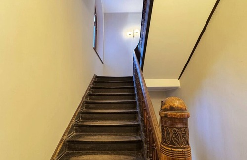 Fuerth Apartment | 3-room apartment for groups of up to 6, near the train station