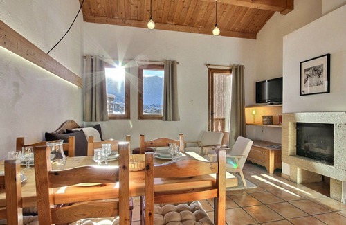 Plagne Soleil Apartment | 3-room apartment at the foot of the slopes with fireplace and balcony