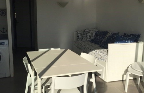Le Grau-Du-Roi Apartment | 3-room apartment for 6 with pool, WIFI, and parking in Port Camargue