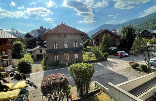 Samoens Apartment | 3-room apartment in Samoëns with WiFi and parking