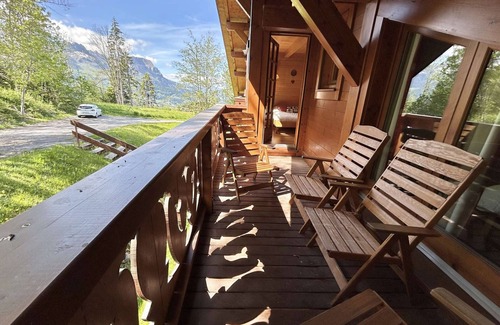 Combloux Apartment | 3-Room Apartment + Mezzanine, 7 Sleeps, 2 Balconies, Parking