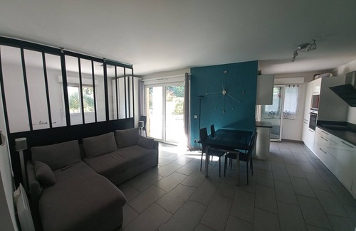 Cannes Apartment | 3-room apartment with pool 10 minutes from the sea