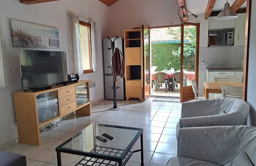 Saint-Julien-en-Born House | 3-room house with swimming pool in Village Océlandes