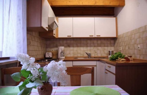 Markdorf Other | 3-room vacation apartment Baindtlehof, shower/WC, 70 sqm, ground floor - Miller's Biohof