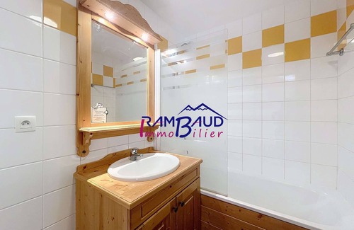 Valloire Apartment | 3 rooms 6 people Swimming Pool Private parking