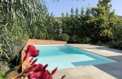 Espero-Pax Apartment | 3 rooms with sea view and large terrace 7 minutes from the beach