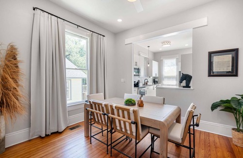 Travis Heights House | 3 Separate Homes | Walkable to SoCo
