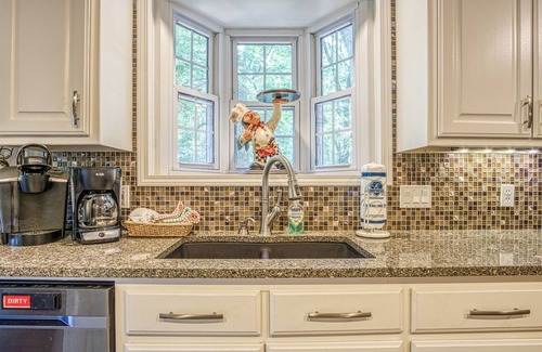 Hot Springs Village House | 3 Sierra Circle - Beautiful Lake DeSoto home with dock and lots of space on two
