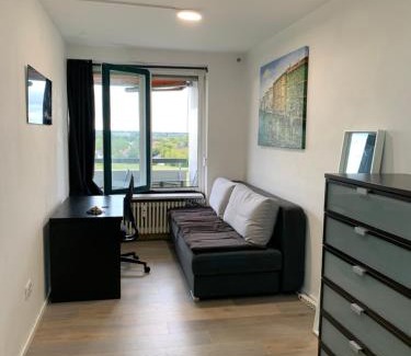 Thalkirchen - Obersendling - Forstenried - Furstenried - Solln Apartment | 3 South WG