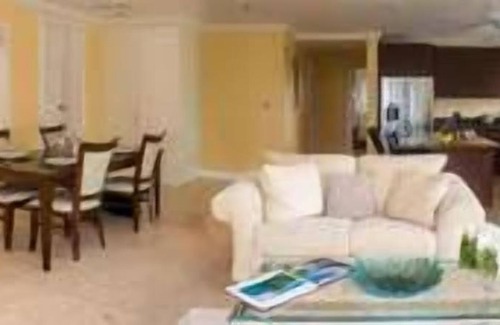 Cotton Ground House | 3 Spaces Beachfront Accommodation! Comes w/ FREE Parking, Outdoor Pools!