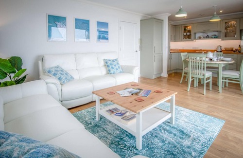 Little Haven Apartment | 3 St Bride's Bay View - 3 Bedroom - Broad Haven
