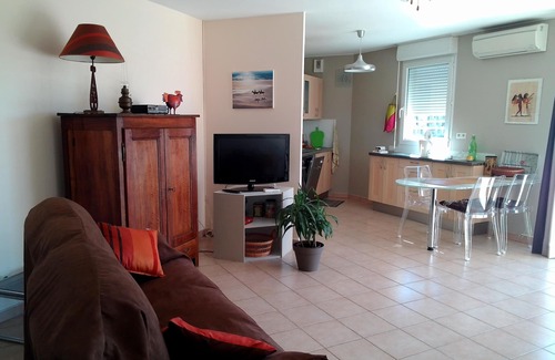 Port Ariane Apartment | 3-star accommodation on lake not overlooked. Absolute rest and comfort.