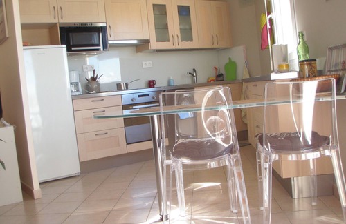 Port Ariane Apartment | 3-star accommodation on lake not overlooked. Absolute rest and comfort.