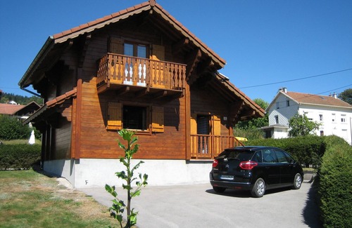Gerardmer Ski Chalet | 3-star chalet in Gérardmer, sleeps 4 + baby equipment.
