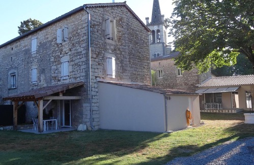 Casteljau Apartment | 3 star gîte in southern Ardèche for 4 people