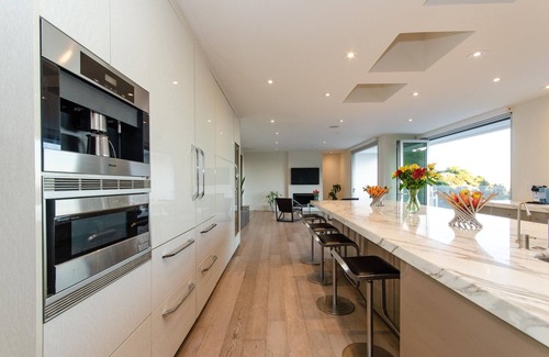 Hollywood Hills House | 3 Story 4 bedroom Hilltop Mansion with View of the City