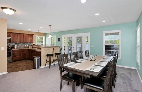 Leesville House | 3-Story at Saluda Shores | Sleeps 11