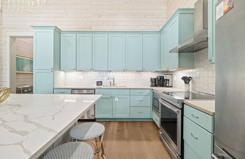 Cinnamon Shore House | 3-Story Townhome w/Chic Coastal Interiors & Great Amenities@Cinnamon Shore