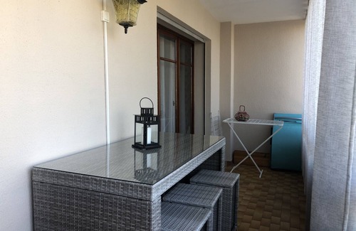 Sanary-sur-Mer Apartment | 3* T3 apartment with parking near town center