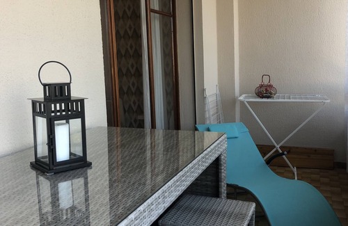 Sanary-sur-Mer Apartment | 3* T3 apartment with parking near town center