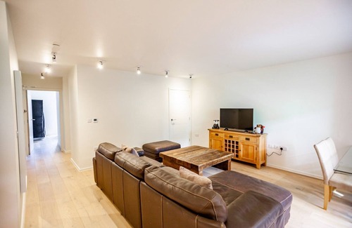 St Leonards-On-Sea Apartment | 3 The Hideaway (2mins from the beach)