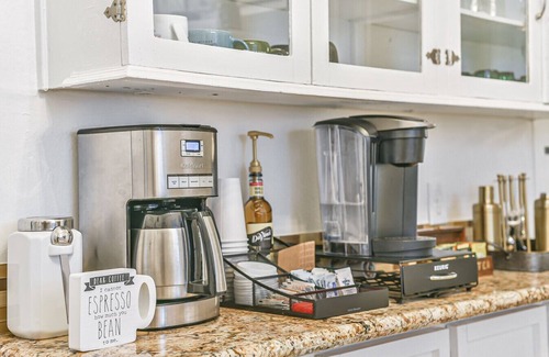 Galveston House | 3 Unit Historic Charmer near Beach, Pier, Dining