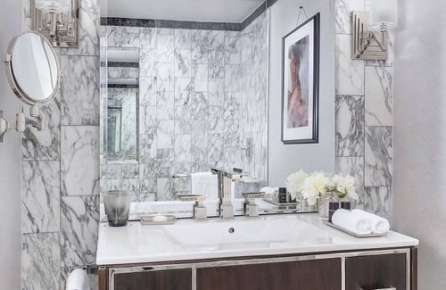 Central Park South Hotel | 3 Units in Awesome Boutique Property Near Carnegie Hall, Central Park
