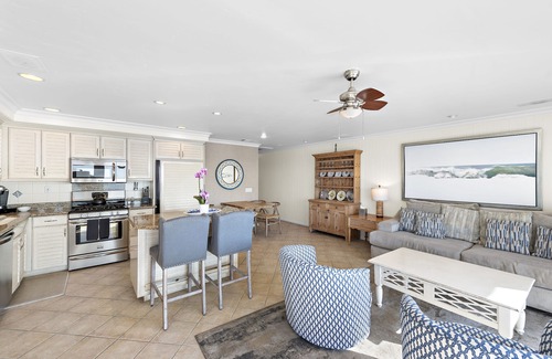 Laguna Beach Villa | 3 Unobstructed ocean view direct beach access! Oceanfront Villa with a Spectacular View (C)
