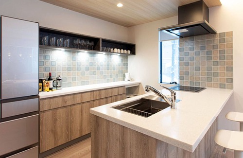 Hirafu House | 3 Vacation Chalet in Hirafu, Close to Ski Resort, Niseko Chalet 1021