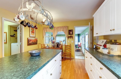 Marble House | 30 Acres of Mountainside Peace: Home in Marble