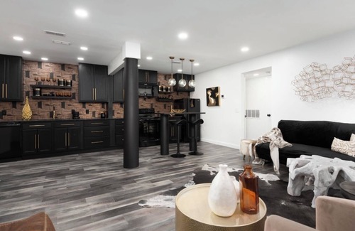 Charlotte Condo | 30 day min Charlotte South Park 1bed 1bath